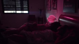 Julia Oristanio nude - Desaparecido (2020)