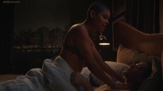 Jordan Alexander hot, Johanna Braddy sexy ⭐ Gossip Girl (2022) s02e07-08