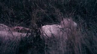 Esther Rousseau-Morin naked - Ravages (2015)