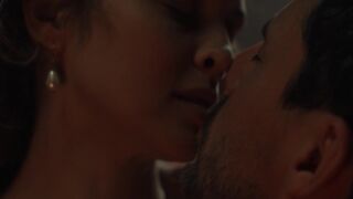 Teresa Palmer hot sex scene ⭐ A Discovery of Witches s02e06 (2021)