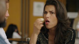 Michelle Lee Hot - Blood & Treasure (2022) s02e05