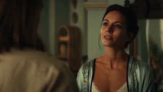 Antonia Desplat, Elektra Jansson-Kilbey great - Shantaram (2022)