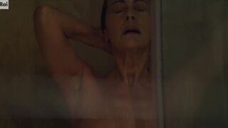 Elena Sofia Ricci nude, Maria Sole Mansutti nude ⭐ Fiori sopra l'inferno I casi di Teresa Battaglia (2023)