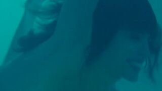 Maïwenn Le Besco naked, Estelle Lefébure ⭐ Le bal des actrices (2009)