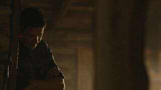 Emma Laird hot ⭐ Mayor of Kingstown s01e09 (2021) TV SHOW Sex Bath Scenes