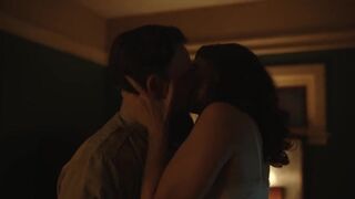 Abbi Jacobson, D'Arcy Carden, Melanie Field nude ⭐ A League of Their Own s01e01-05 (2022)