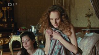 Lucie Steflova, Jana Kvantikova nude ⭐ Marie Terezie e05 (2022)