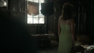 Ella Purnell nude, Jasmin Savoy Brown naked ⭐ Yellowjackets s01e09 (2022)