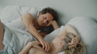 Hot Bed Scene ⭐ Ricarda Seifried sexy ⭐ Axiom (2022)