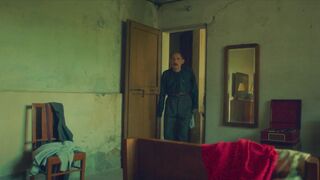 Paola Lavini - Volevo nascondermi (2020) topless scenes