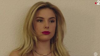 Erotic scene Nina Louise sexy ⭐ Comme des reines (2021)