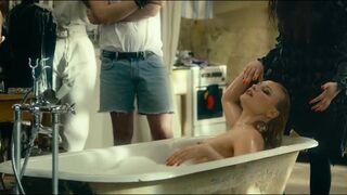 Marlene Burow nude, Sira Topic, Leni Rabbel nude ⭐ In einem Land, das es nicht mehr gibt (2022)