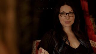 Lesbian Scenes Taylor Schilling nude, Laura Prepon nude ⭐ Orange Is The New Black s01e01 (2013)