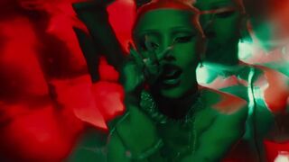 Doja Cat nudity music clip - Attention (2023)