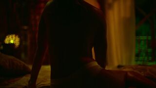 María Elisa Camargo hot, Carolina Gaitan sexy ⭐ MalaYerba  (2022)