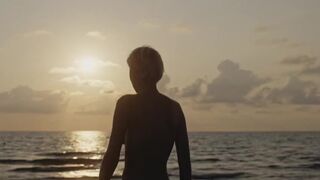 Bebe Sesitashvili, Megi Kobaladze - Wet Sand (2021) Erotic Episodes