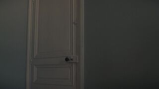 Kelly Reilly topless, Roxane Duran nude – The Cursed (2021)