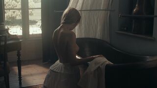 Kelly Reilly topless, Roxane Duran nude – The Cursed (2021)