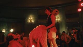 Naked on Stage Public Performance Sex Scene ⭐ Naemi Florez, Amy Benkenstein nude sex ⭐ Das Haus der Träume  (2022)