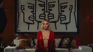 Lily-Rose Depp nude & hot scenes ⭐ The Idol (2023) s01e01