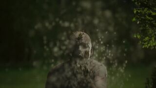 Jessie Buckley nude thriller scene in movie "Men" (2022)