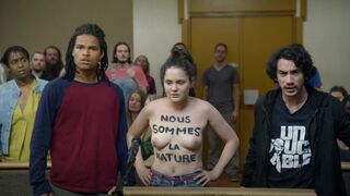 Clémence Boisnard topless ⭐ L'horizon (2021)