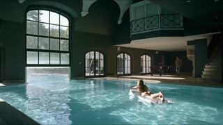 Sarah Grosjean hot - Habib, la grande aventure (2022)