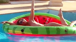 Elizabeth Hurley naked ⭐ (2023) Leak Clip