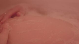 Auréliane Camps nudity - Gestation S (2020)