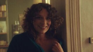 Antonia Bill, Deleila Piasko nude ❤️⭐ Stasikomödie (2022)