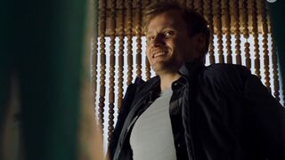 Zoe Moore hot ⭐ Mutter, Kutter, Kind (2021)