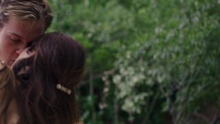 Daisy Edgar-Jones nude - Where the Crawdads Sing (2022)