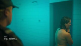Magdalena Kolesnik, Helena Sujecka, etc - Kruk. Jak tu ciemno s03e01-04 (2022) Topless Scene