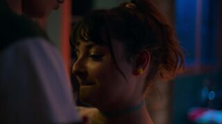 Raïka Hazanavicius, Anne Azoulay, Camille Dochez hot - The 7 Lives of Lea s01t02-06 (2022)