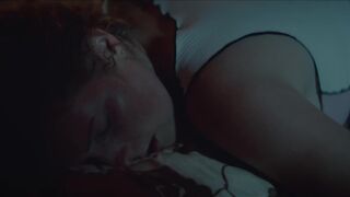 Kat Stephie naked ⭐ En af drengene (2022)