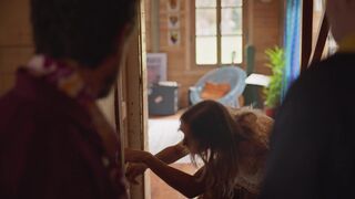 Carla Pandolfi great - Almost Happy (Casi feliz) s02e07 (2022) Nude Episode