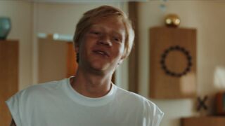 Jeanne Goursaud nackte - Der Rebell - Von Leimen nach Wimbledon (2021)