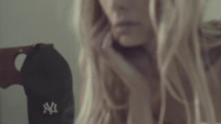 Meghan Oberholzer sexy, Genesis Canda ⭐ Iris (2020)