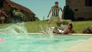 Carolien Spoor, Lisa Zweerman, Sarah Chronis sexy - The Awkward Weekend (2023) hottest movie video