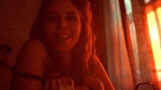 Carolinah Rateiro nude & sex scene ⭐ Dá Licença de Contar (2015)