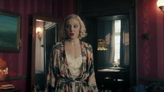 Nina Andronaki topless, Alyona Mikhailova - An hour before dawn (2021)