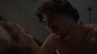 Karen Gillan hot, Daisy Ridley sexy ⭐ The Bubble (2022)