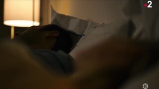 Lusty Scene with Anne Marivin nude - Un homme abîmé (2019)