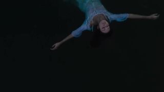 Gordana Djokic - Tišina (2020) topless episode