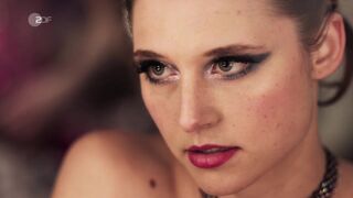 Svenja Jung, Luise Befort ⭐ The Palace (Der Palast) s01e01-06 (2022)