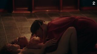 Lea Forbes, Celina Larsen nude erotic scene ⭐ Kids in Crime s01e06 (2022)