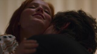 Larissa Manoela hot - Lulli (2021) Bedroom Sexy Scene