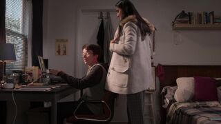 Lesbian Episode Reneé Rapp hot, Amrit Kaur, Nare Israelyan and other - The Nudity Lives of College Girls (2022) s02e03-04