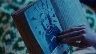 Daphne Patakia, Alice Taglioni ⭐ OVNI(s) s02e06 (2022)