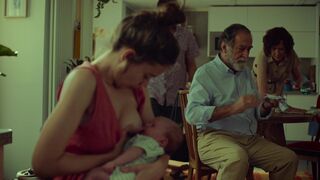 Laia Costa tits ⭐ Lactation Scene ⭐ Cinco lobitos (2022)